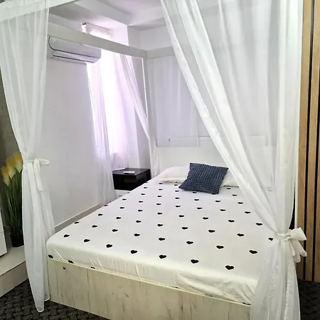 Vecino Del Mar Aparthotel Constanta